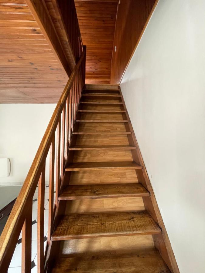Agreable Appartement Dans Une Maison Saint-Denis  Exterior photo